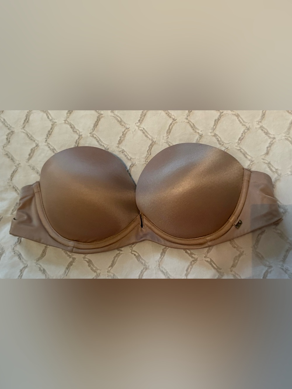 Victoria’s Secret Very Sexy strapless bra 32B